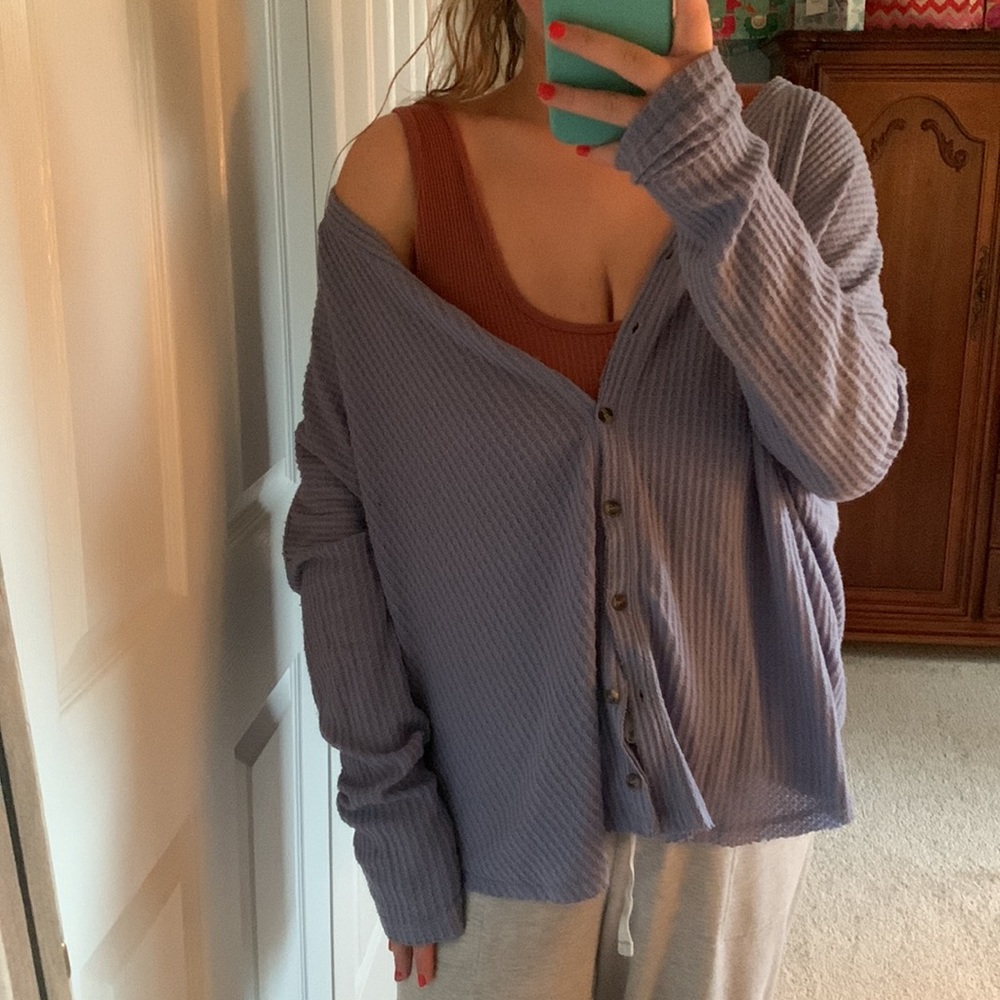 Urban Outfitters light blue waffle lightweight sweater size Large